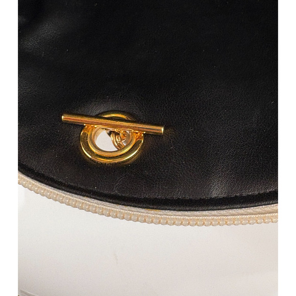 VTG Bally Leather Shoulder Bag Quilted Soft Beige Chain Strap Handbag Purse ECU - Picture 13 of 14